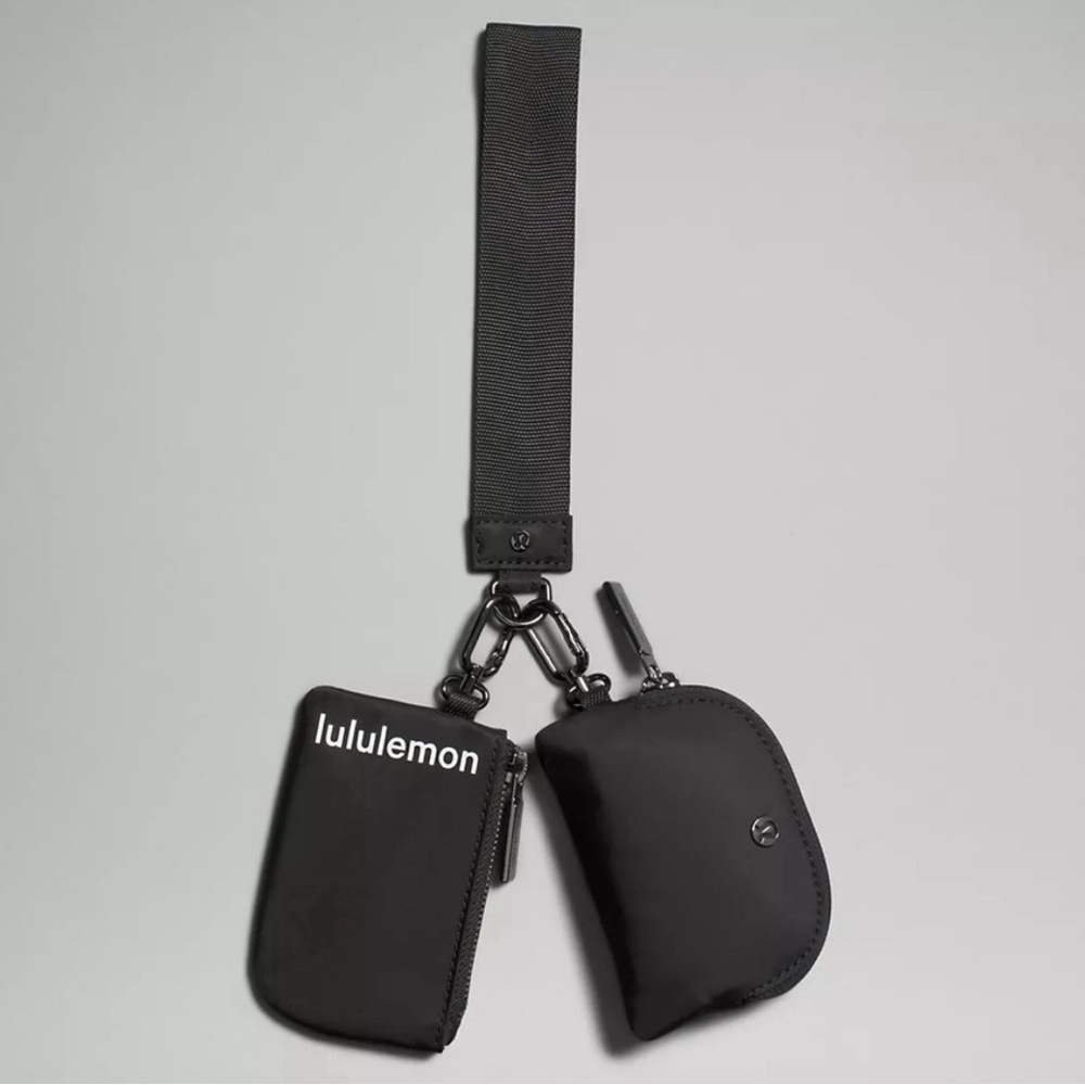 Lululemon Dual Pouch Wristlet Black